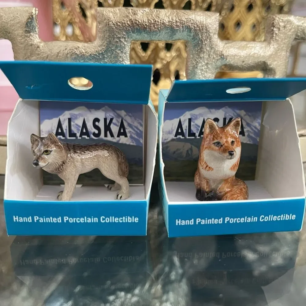 Set Of 2 Alaska Hand Painted Porcelain animal figurines Collectibles